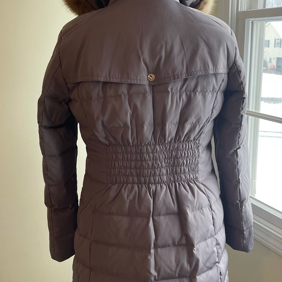 NWOT Michael Kors fur trim hooded puffer jacket - Picture 4 of 6